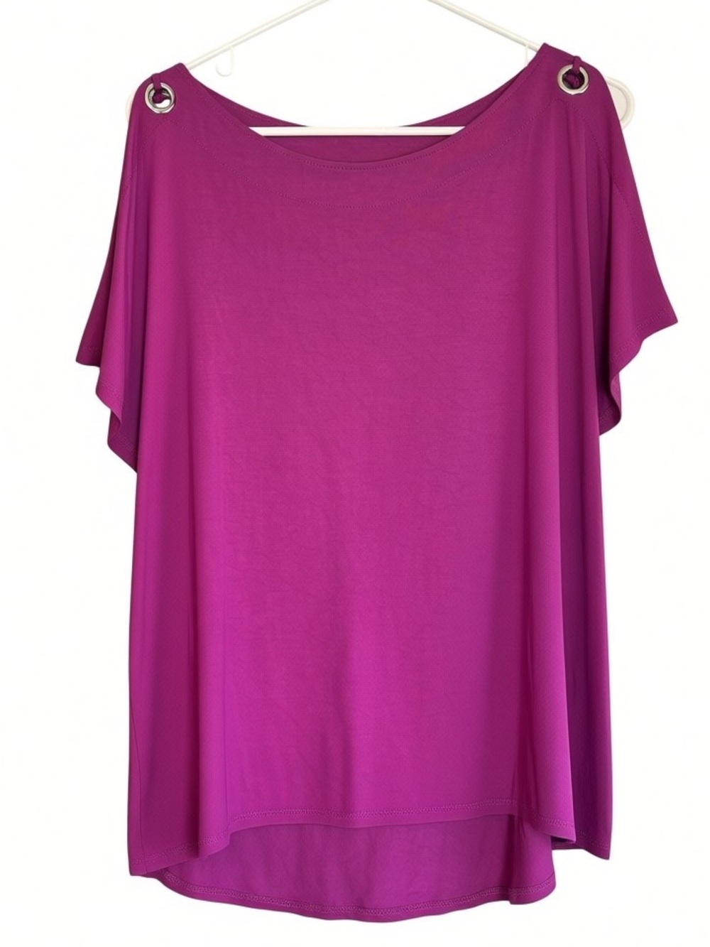Cable & Gauge XL Magenta Grommet Cold Shoulder Short Sleeve Top